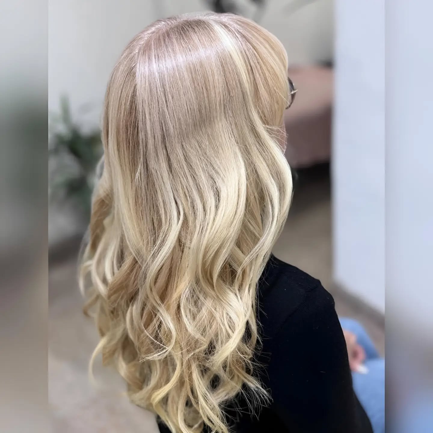 Color y reflejos en cabello, trabajo 1 foto 2