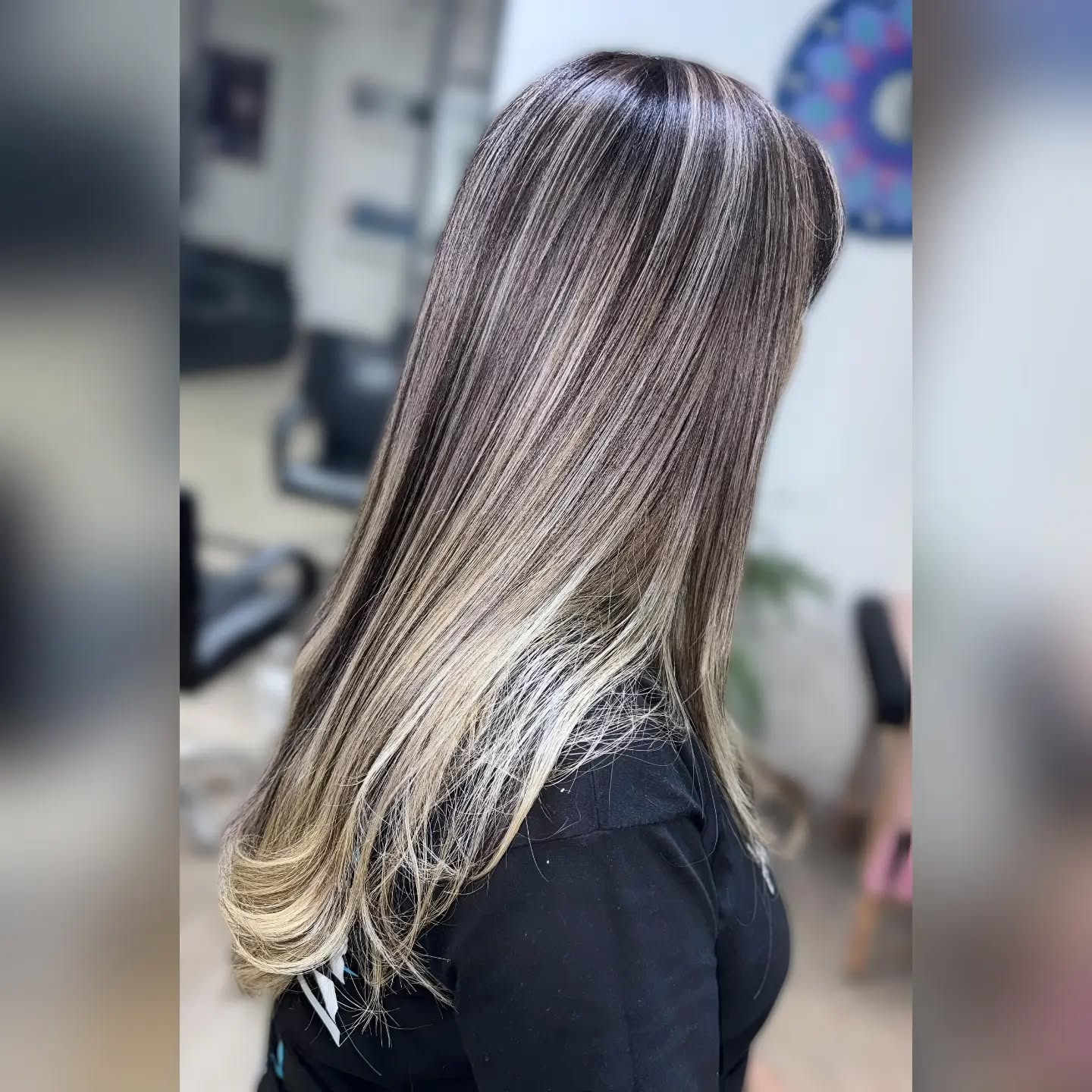 Después: largos iluminados y color renovado